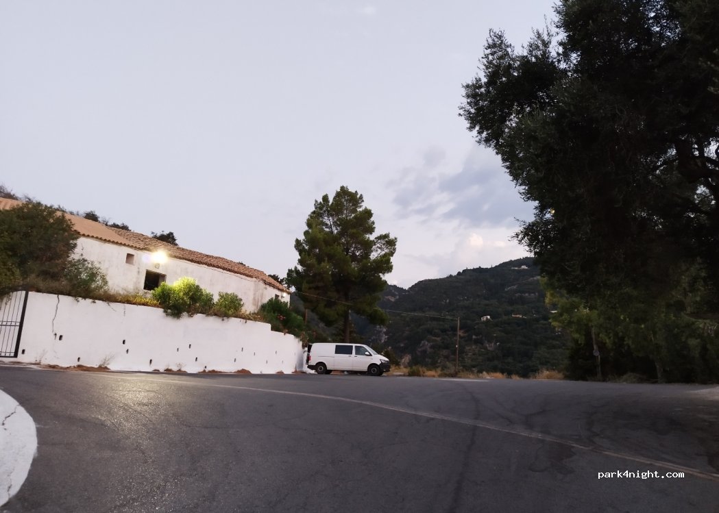 (490 83) Paleokastritsa - Unnamed Road photo 3