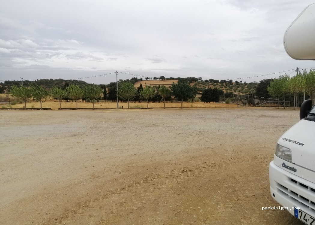 Zebreira,Unnamed Road thumbnail 2