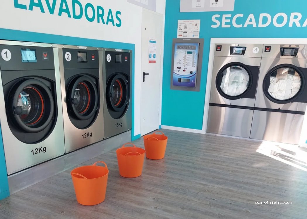 Pilas, 83 Calle Menéndez Pidal thumbnail 2