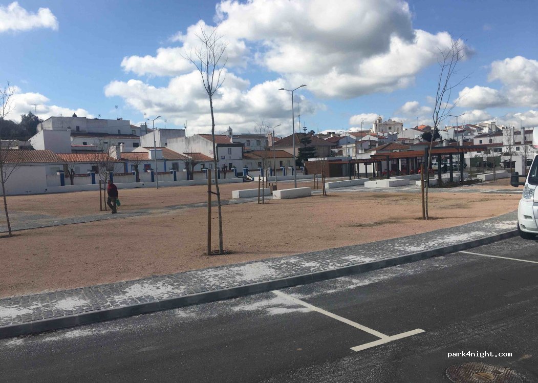 Veiros, 17 Largo 25 de Abril thumbnail 4