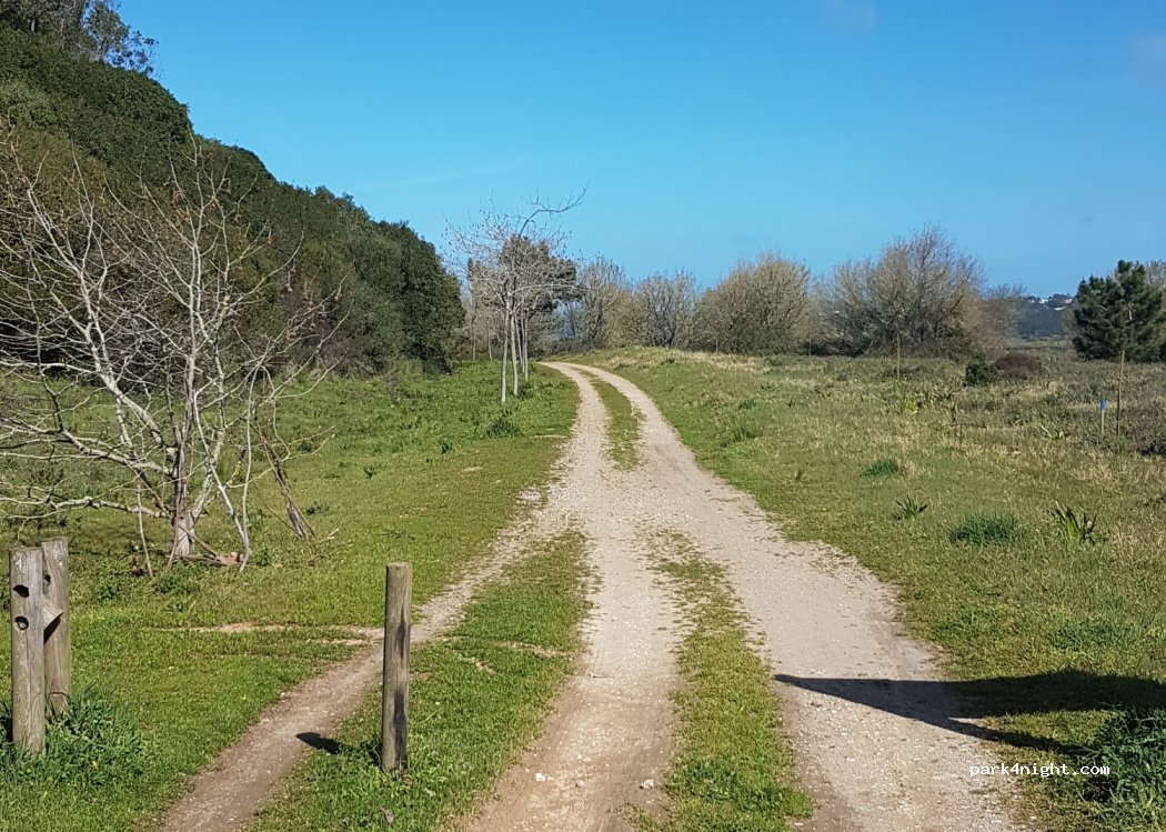 Óbidos,Unnamed Road thumbnail 2