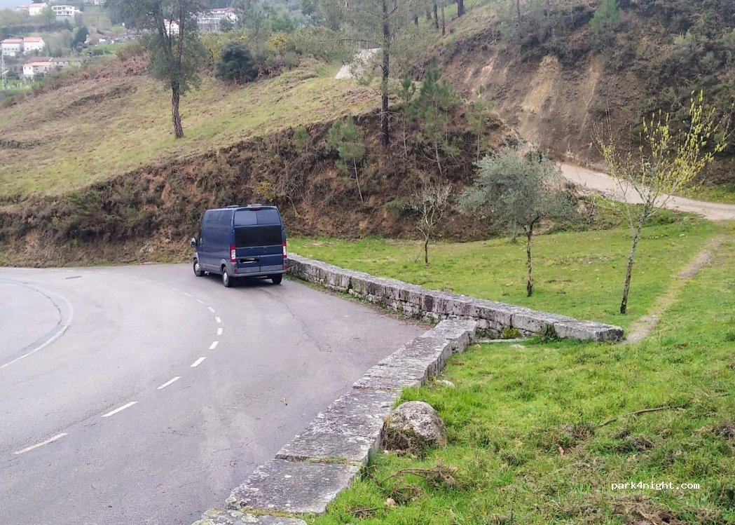 Ruivães, Unnamed Road thumbnail 2