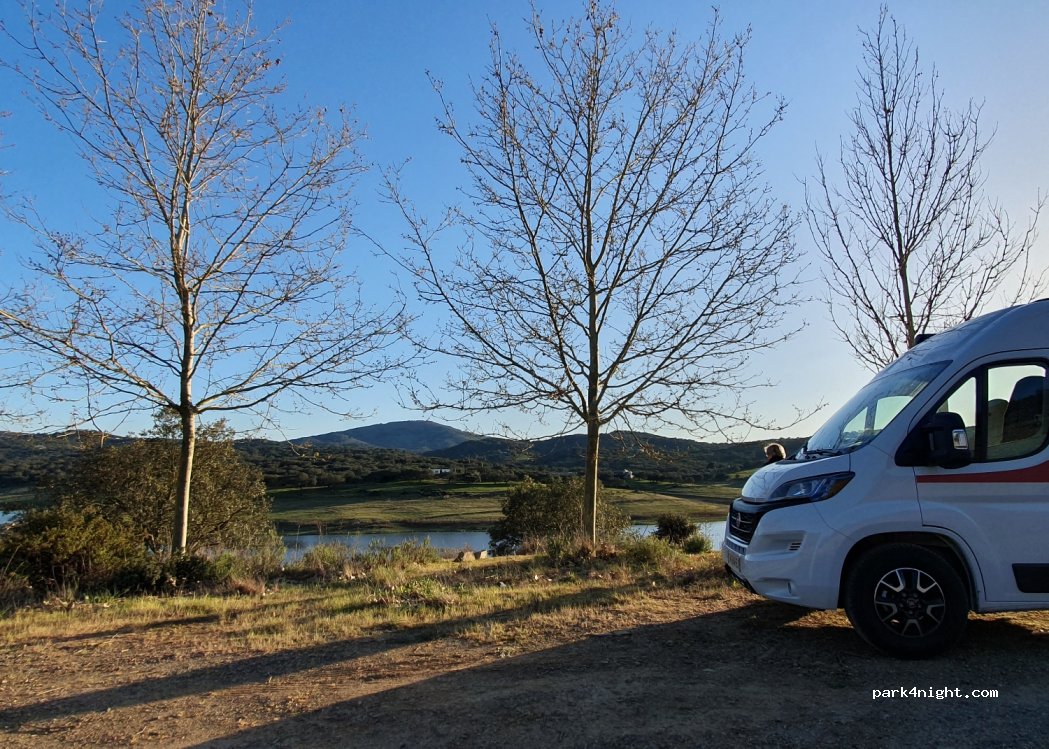 Calera de León, thumbnail 2