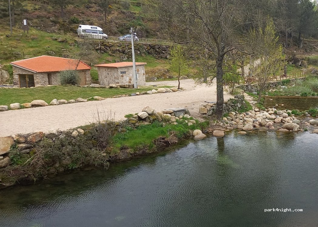 Cortes do Meio,R. do Sítio da Tapada - photo 1