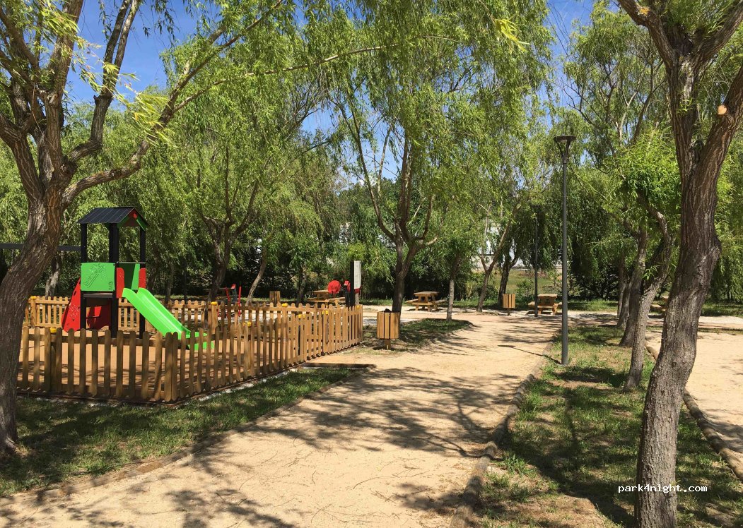 Rio de Couros,117 Rua Principal thumbnail 3