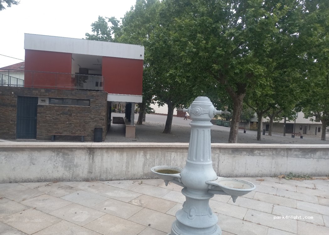 Sobreira Formosa, 1 Estrada da Póvoa thumbnail 4