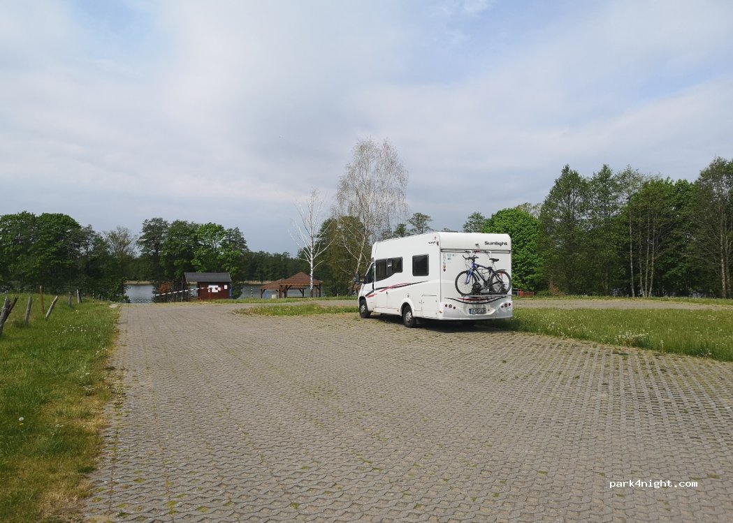 (11-710) Piecki - Unnamed Road photo 5