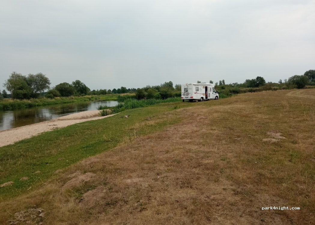 (62) Dobrów - Unnamed Road