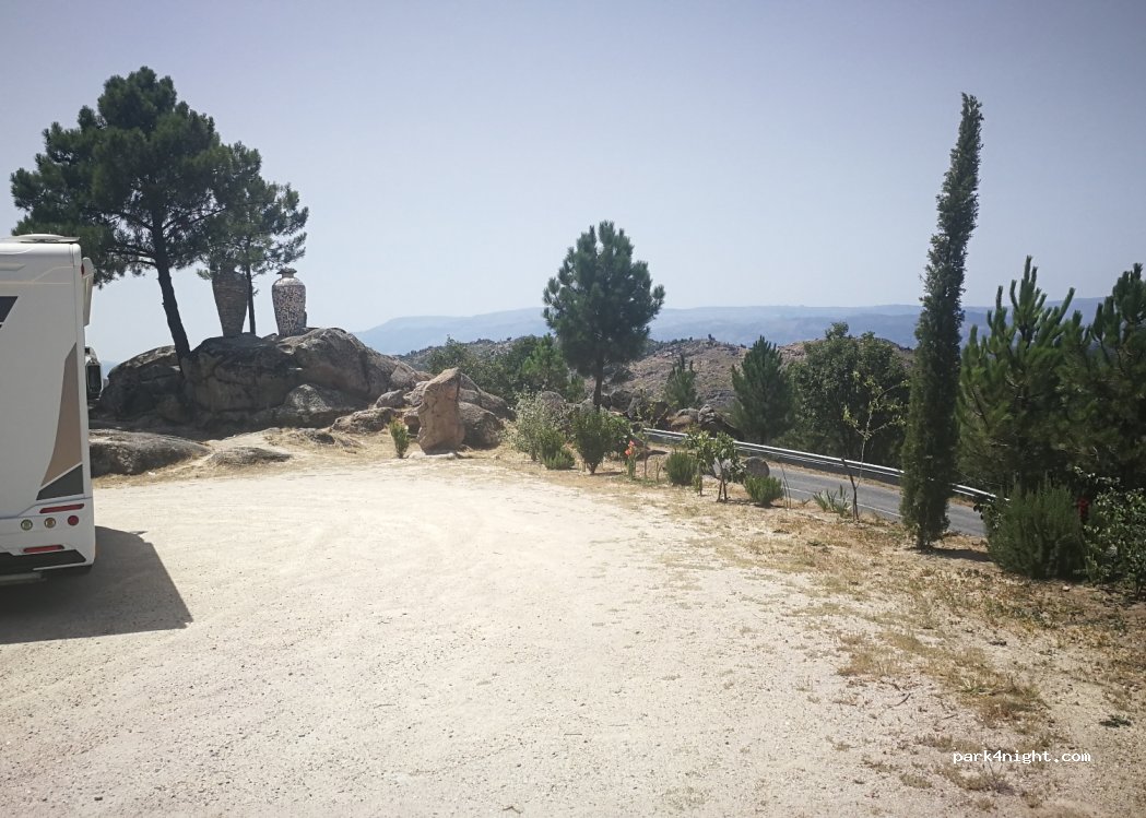 Sortelha,20 Rua Doutor Vítor M. L. Pereira Neves thumbnail 2