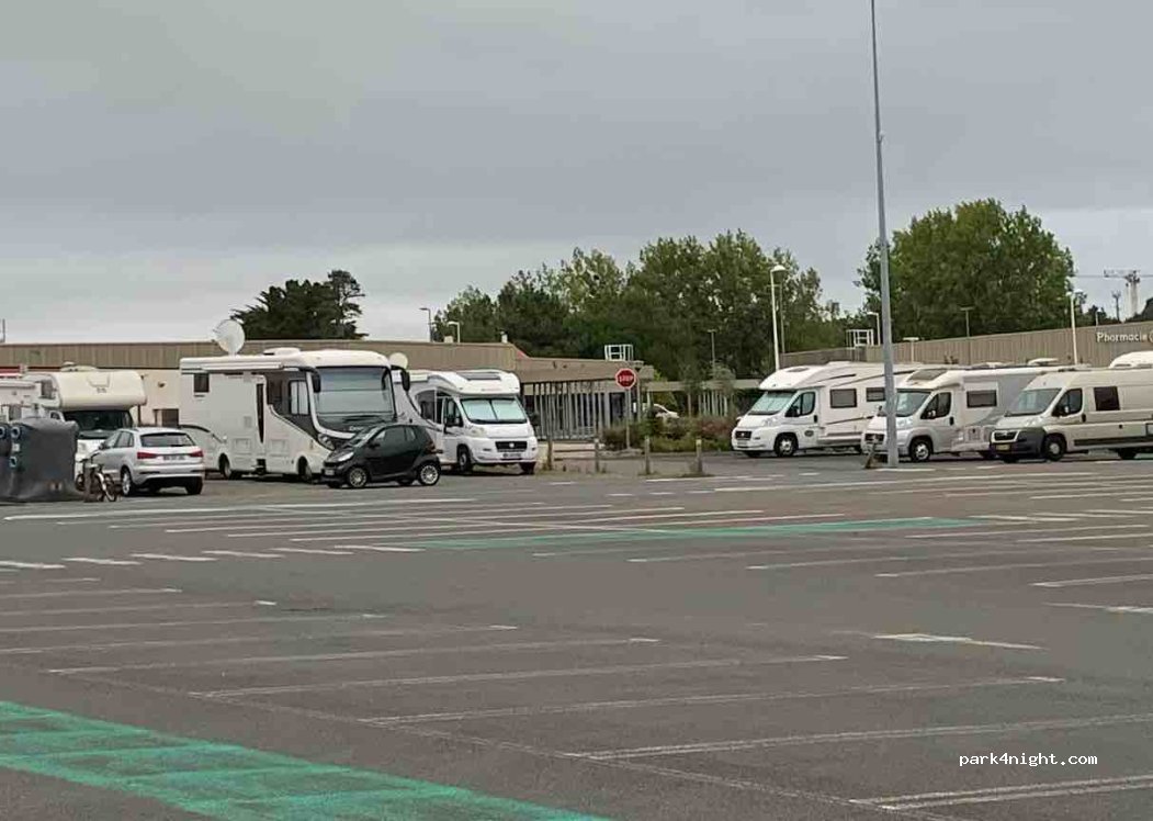 park4night - (85340) Aire de camping -car Les Sables-d'Olonne