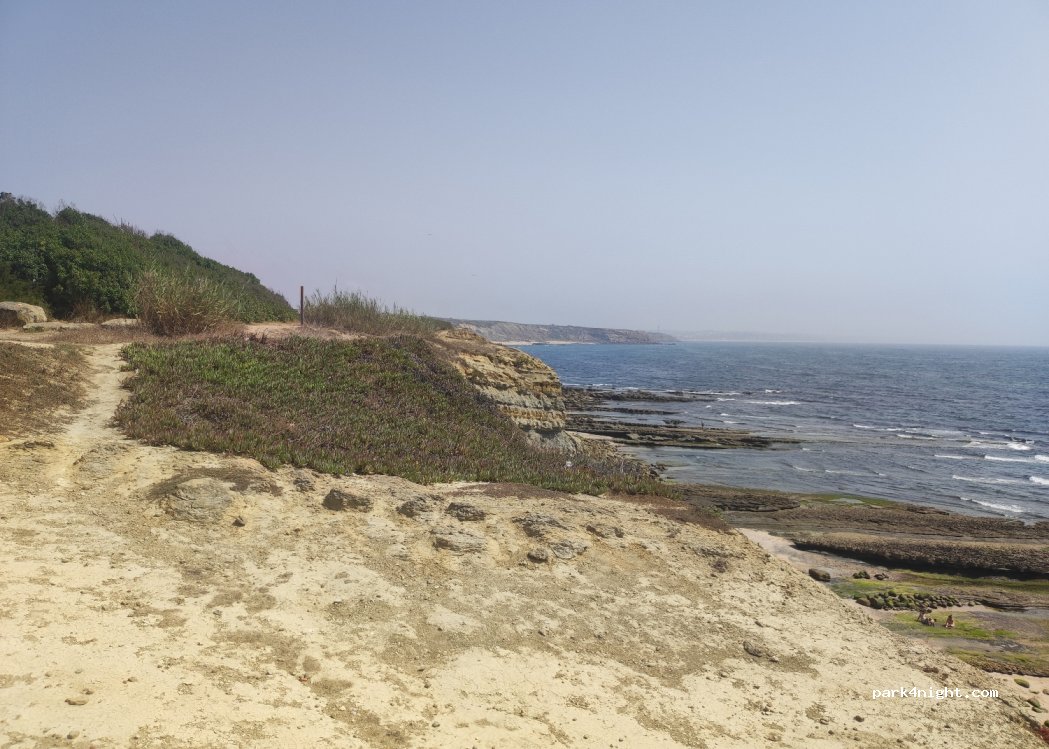 Atouguia da Baleia, thumbnail 3