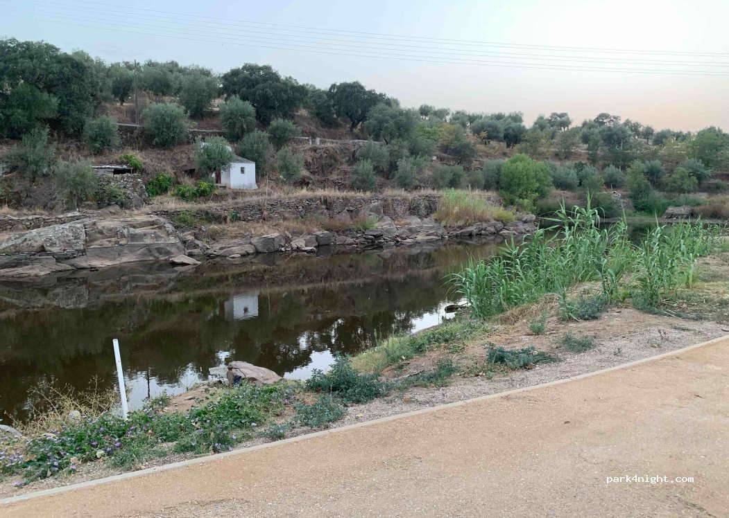 Arronches, 22 Bairro do Telheiro thumbnail 2