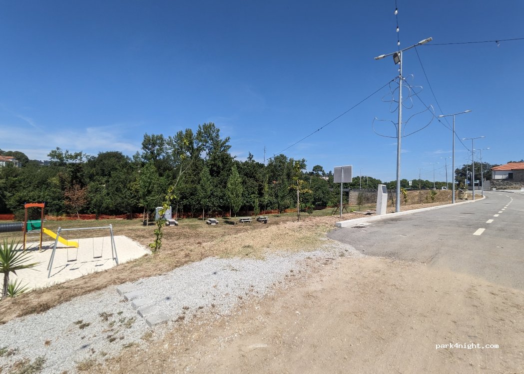 Paço de Sousa,24 Rua Egas Moniz thumbnail 2