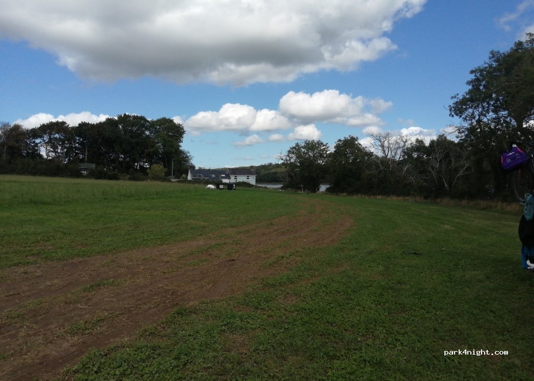 park4night - (SA62 4HN) Riverside Cottage