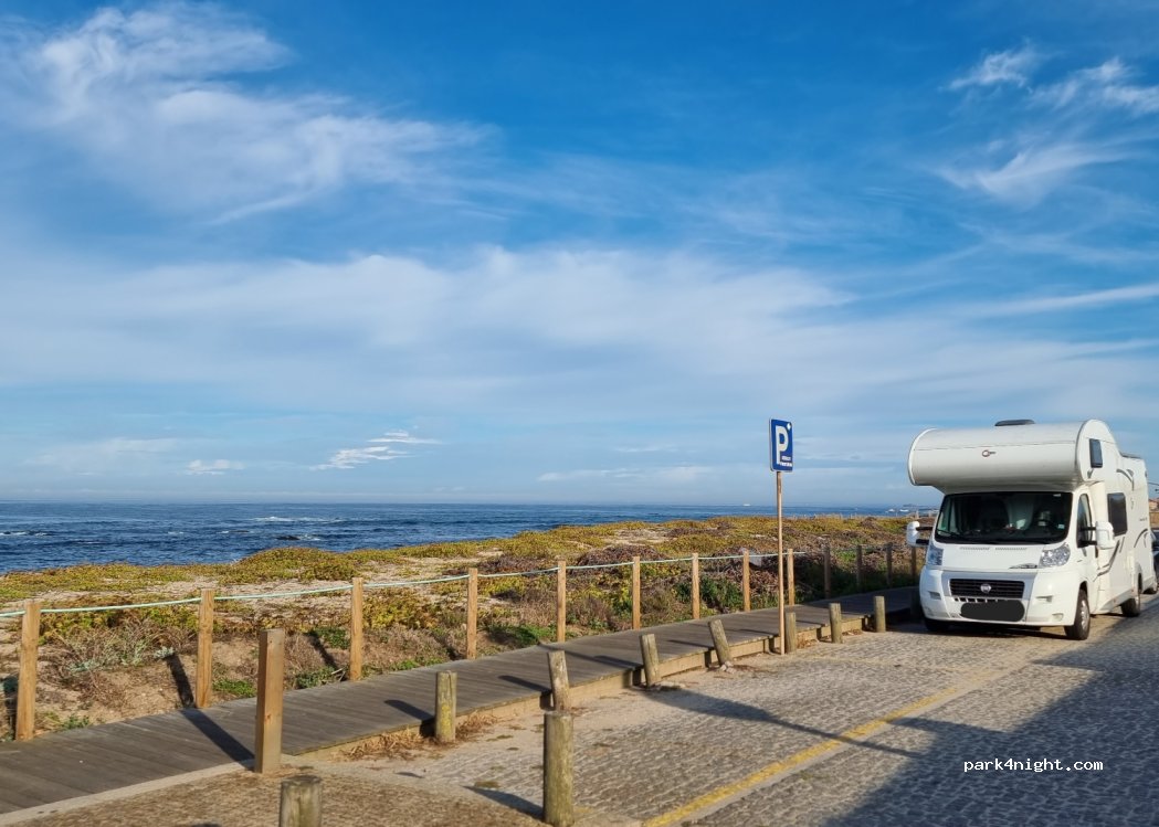 Labruge,Unnamed Road thumbnail 4