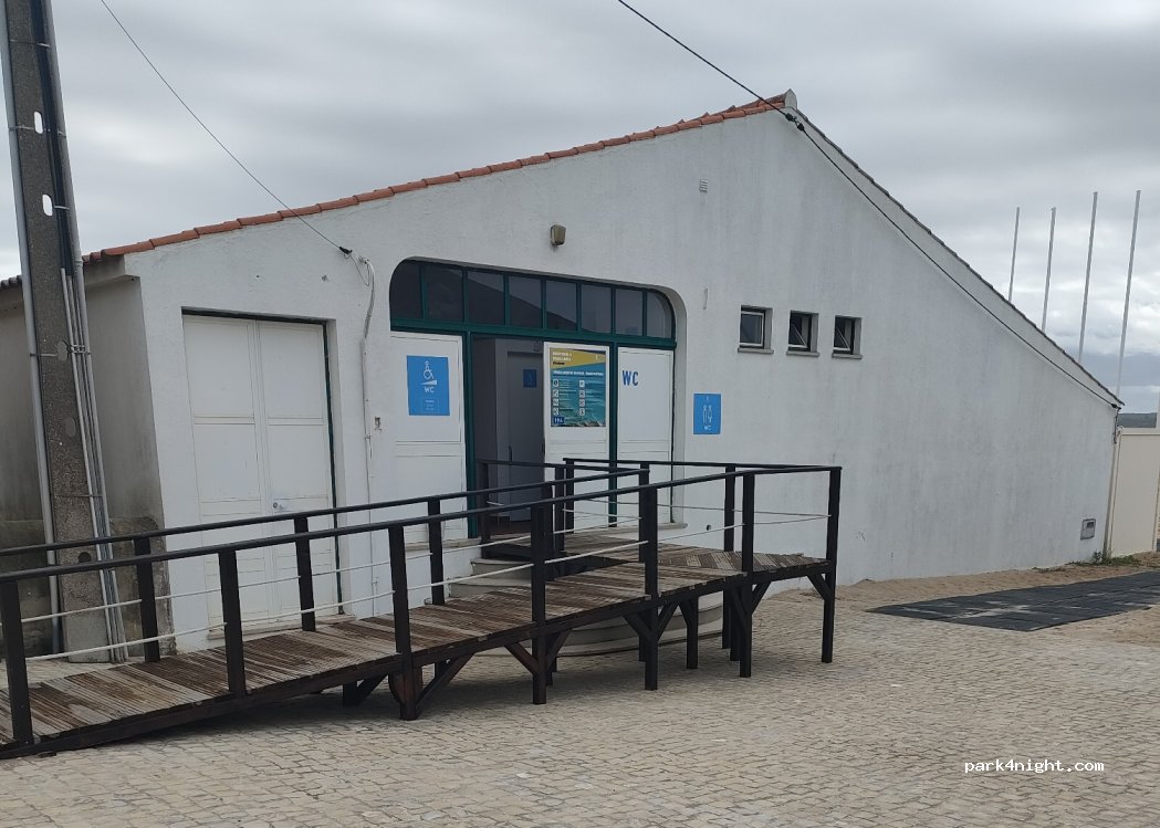 Foz do Arelho, 2500 Rua Visconde Morais - photo 1