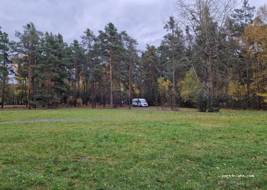 (472 01) Doksy - Unnamed Road photo 2