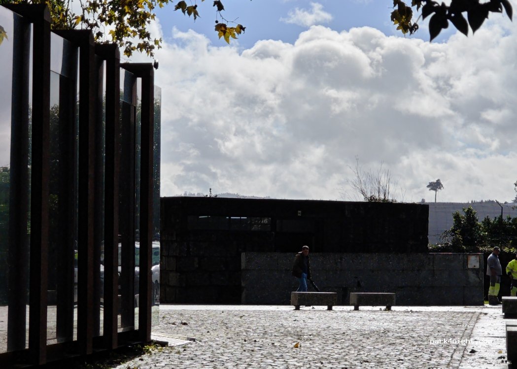 Guimarães, 85 Largo Martins Sarmento - photo 1