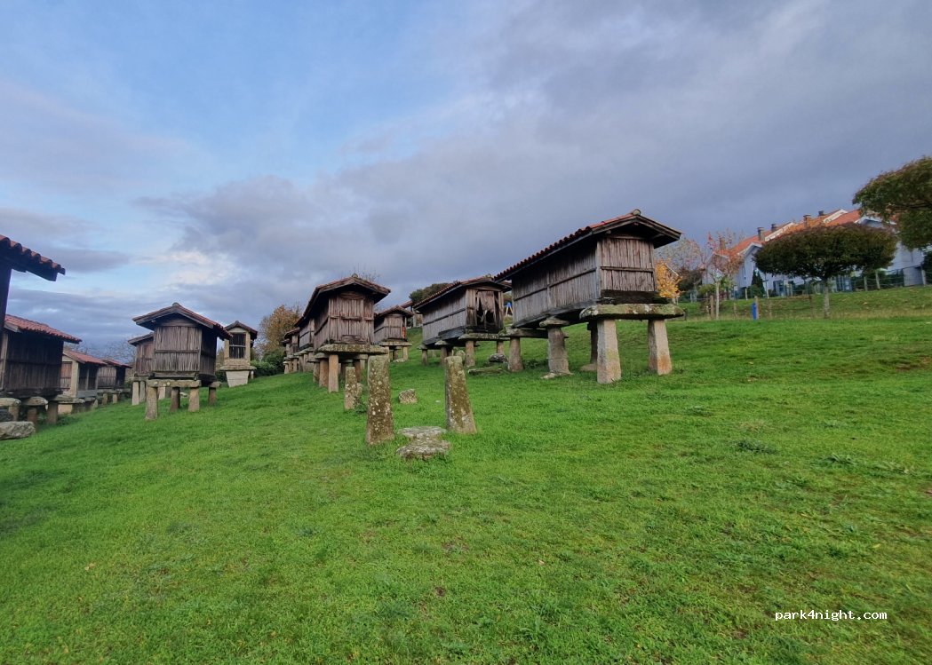 La Merca, 18 Carretera de Urros thumbnail 3