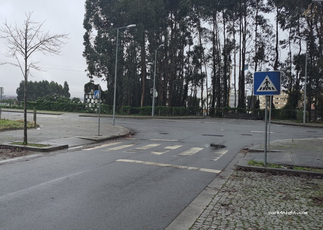 Moreira, 31 Rua Dona Emília de Ceta thumbnail 3