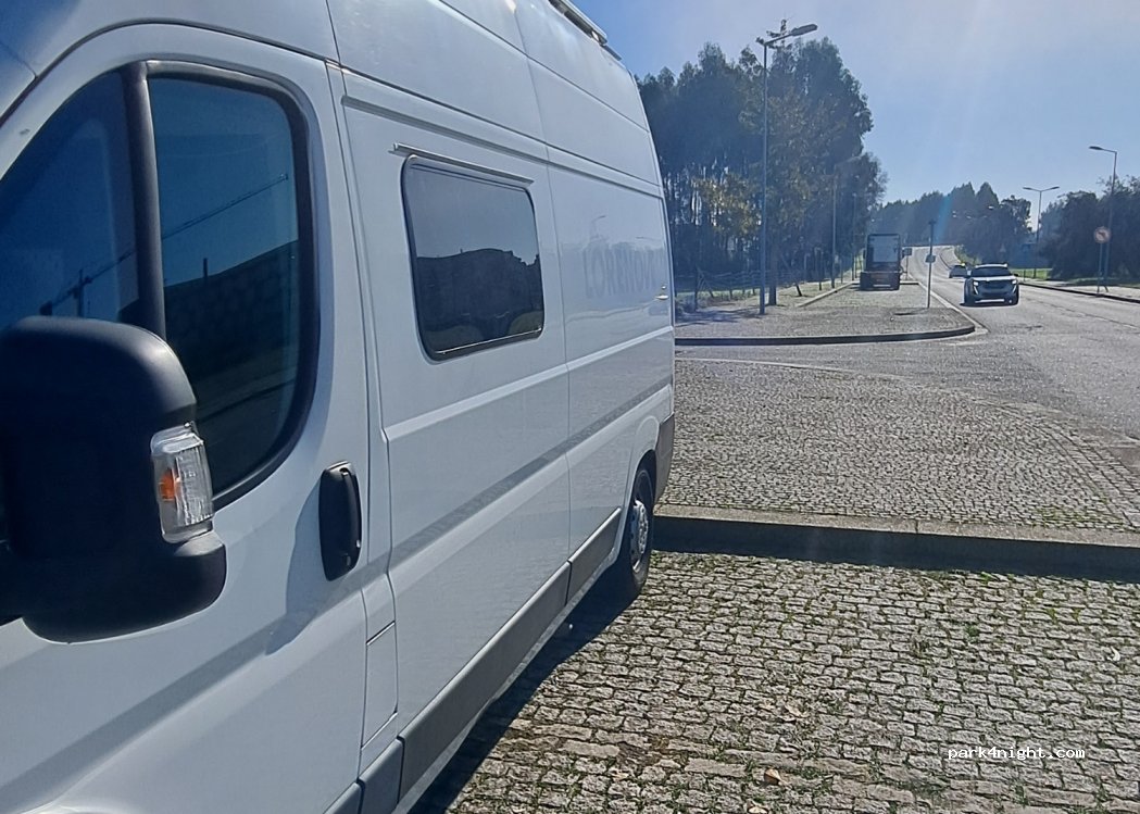 Moreira, 35 Rua Casimiro Albano Monteiro thumbnail 2