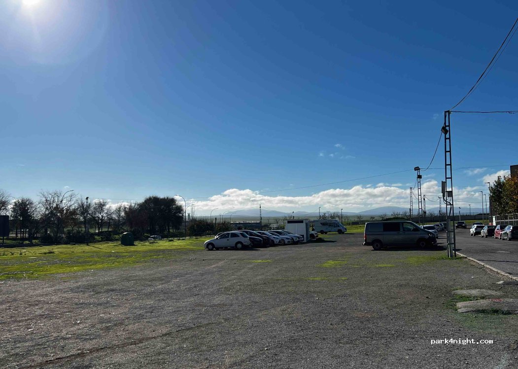 Fuente de Cantos, 104 Calle Martínez thumbnail 2