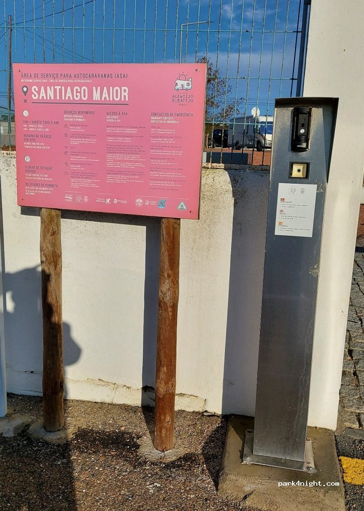 Parque de Autocaravanas de Santiago Maior thumbnail 4
