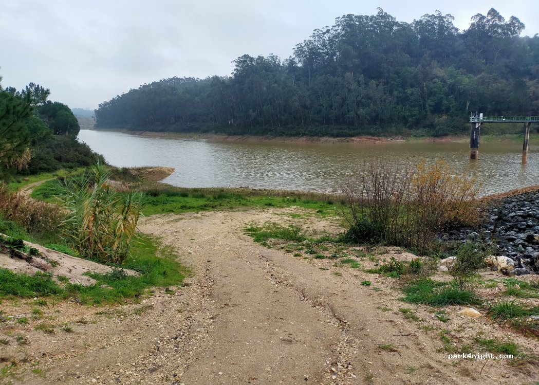 R. do Casal das Flores,2500 Rua do Casal das Flores thumbnail 4