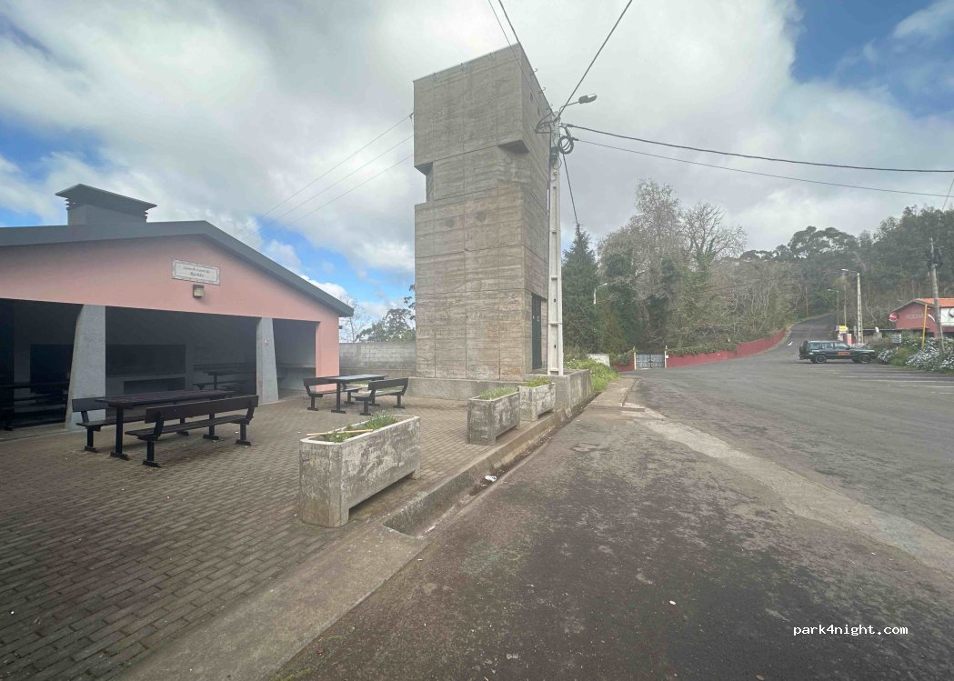 Arco da Calheta,Rua do Pinheiro thumbnail 3