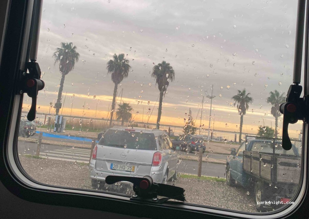 Alhandra, 109 Rua Miguel Bombarda - photo 1