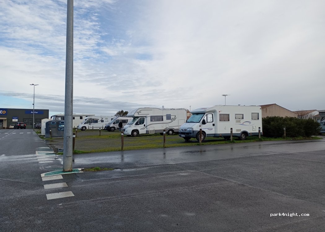 park4night - (85340) Aire de camping -car Les Sables-d'Olonne