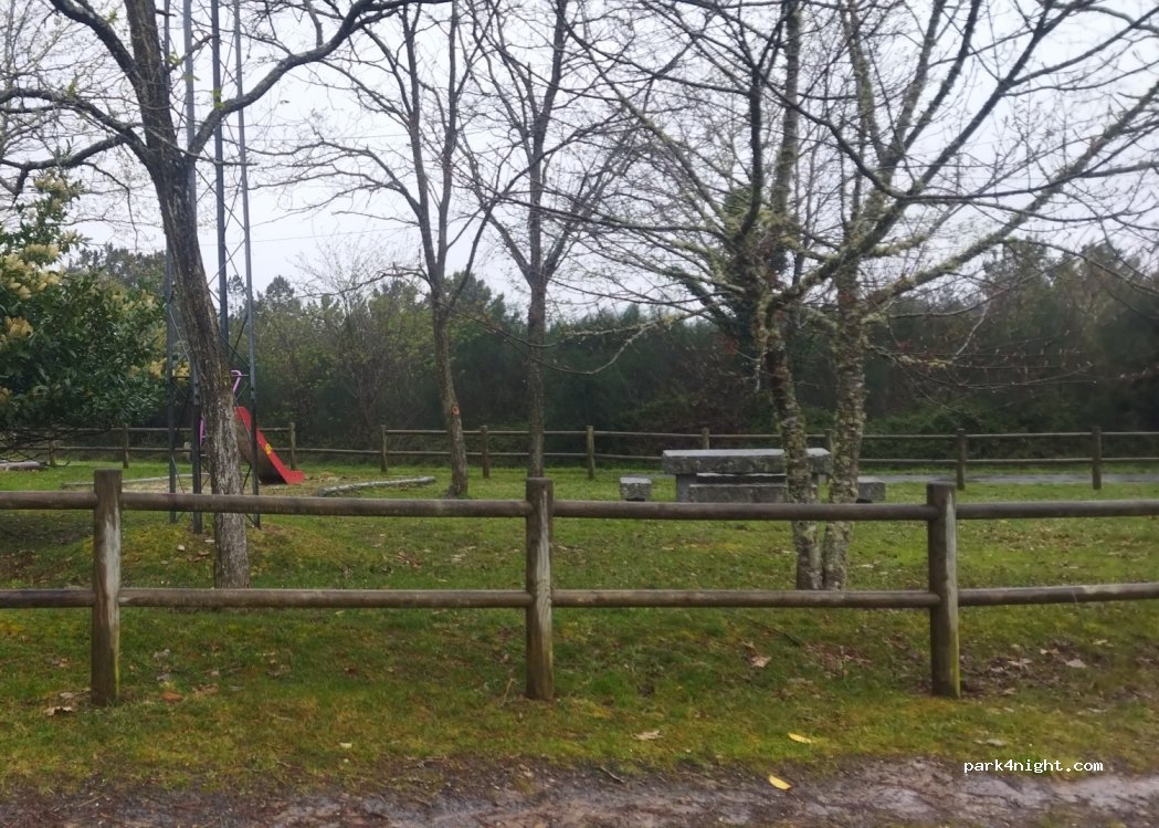 Toén, 121 Lugar Xestosa thumbnail 3