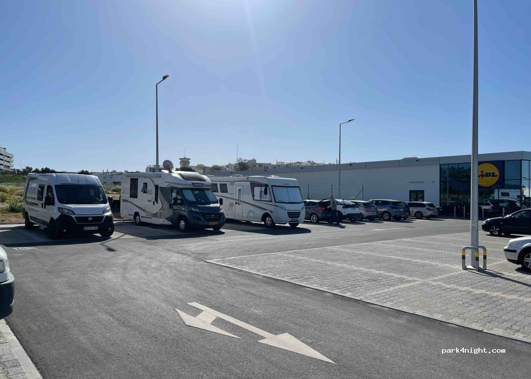 Faro, 2 Rua Engenheiro Nuno Abecassis thumbnail 3