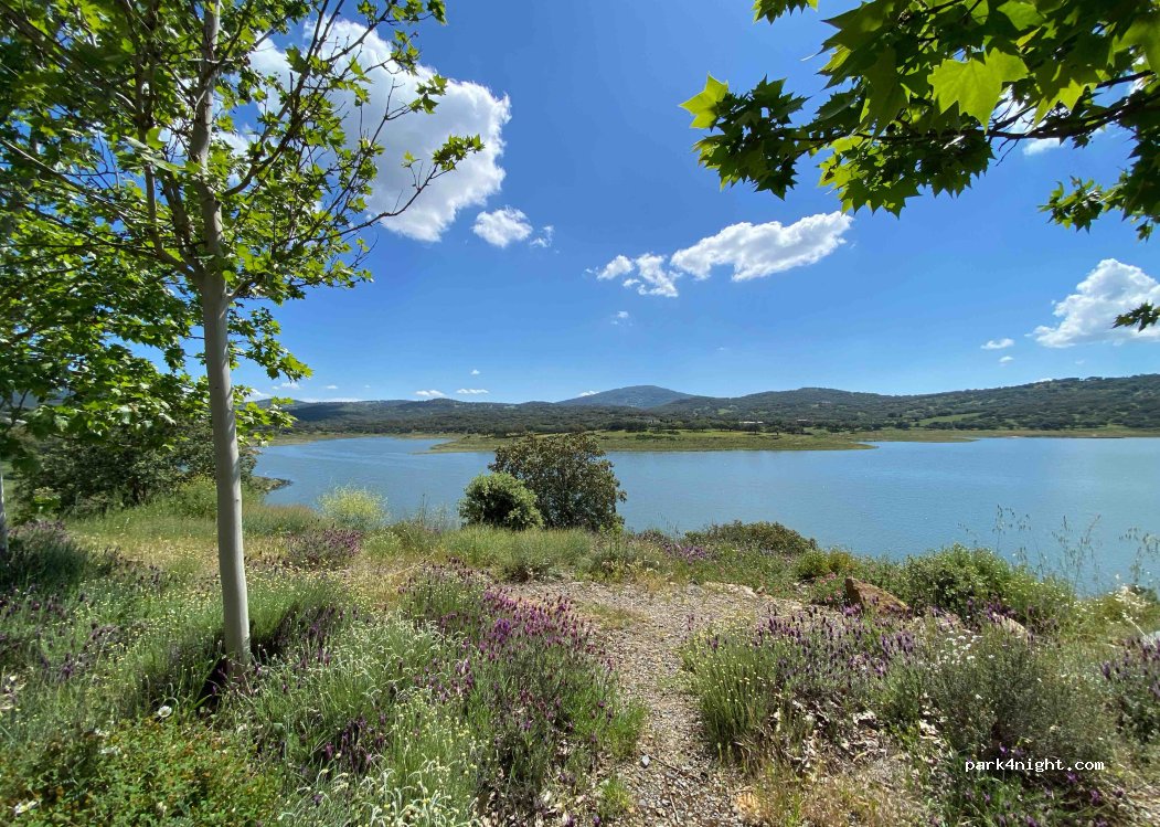 Calera de León, thumbnail 3