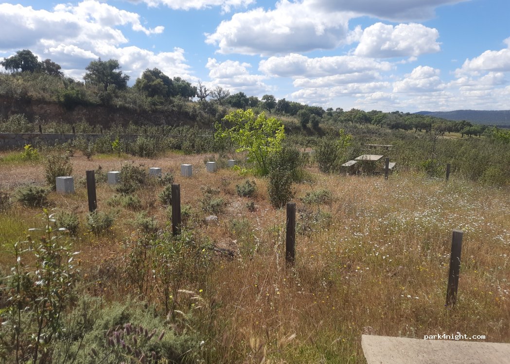 Las Seguras,N-523 thumbnail 2