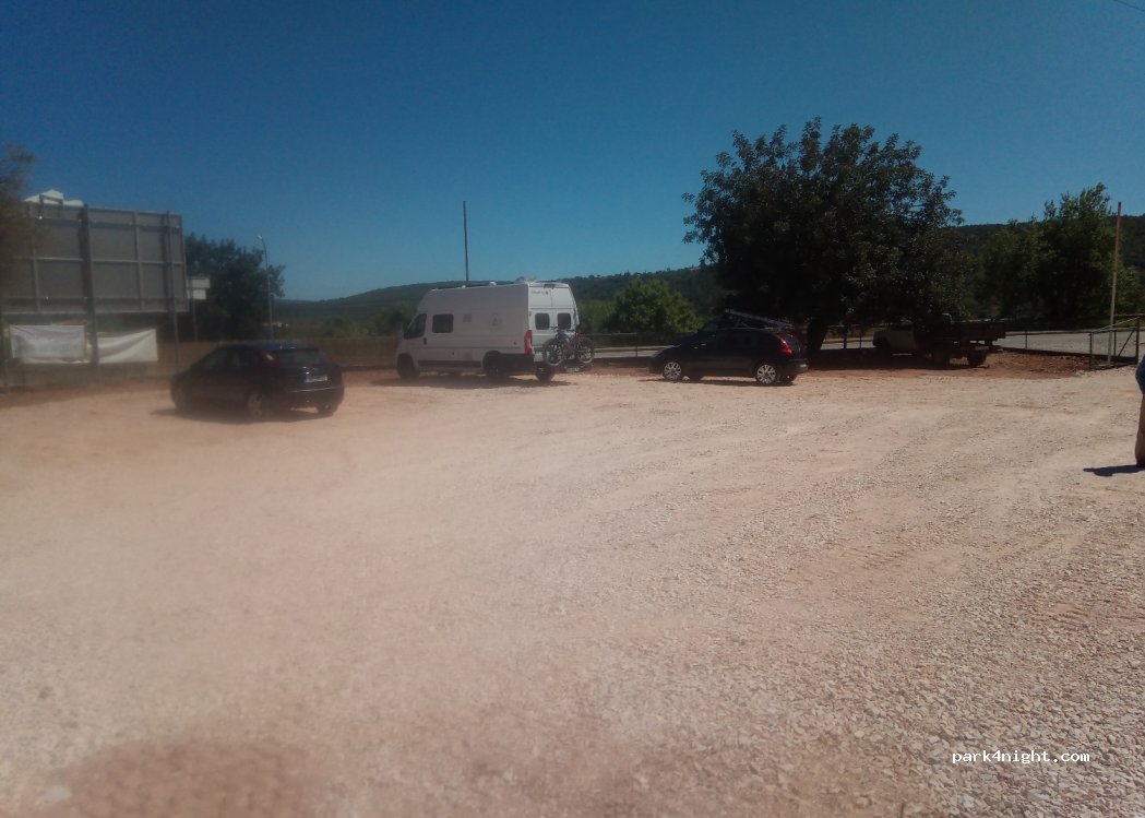 Salir, 10 Rua Bom Sucesso thumbnail 2