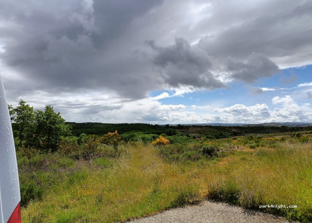 Outeiro,Unnamed Road thumbnail 3