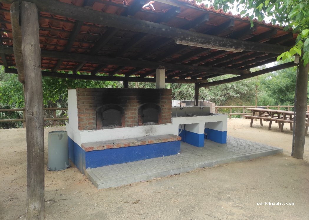 Almeirim,26 R. de Baixo thumbnail 4