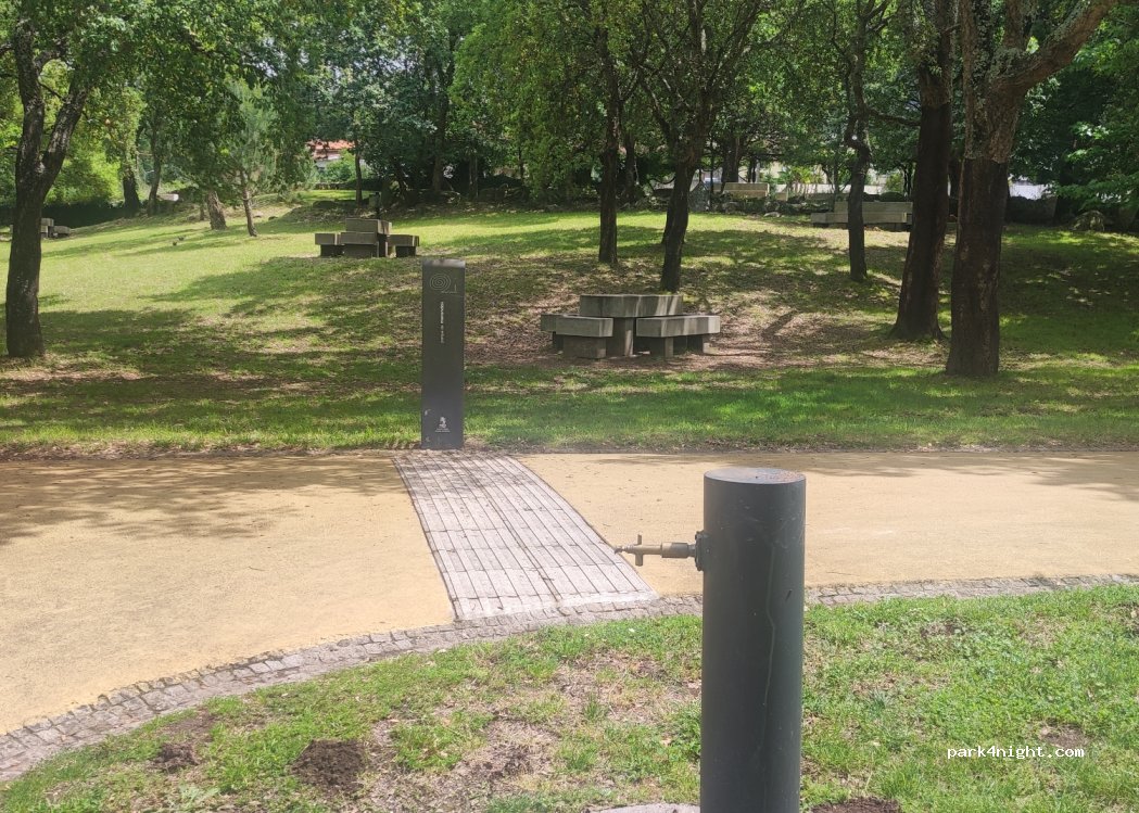 Burgães,  Rua Portos thumbnail 2