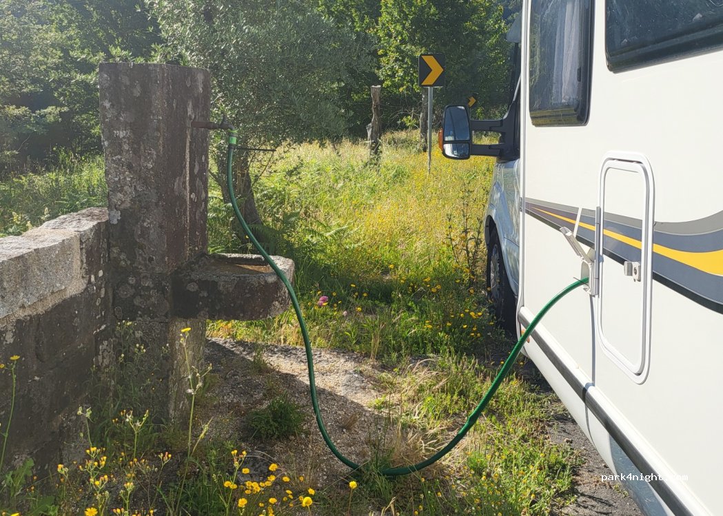 Terras de Bouro,8 N205-3 thumbnail 2