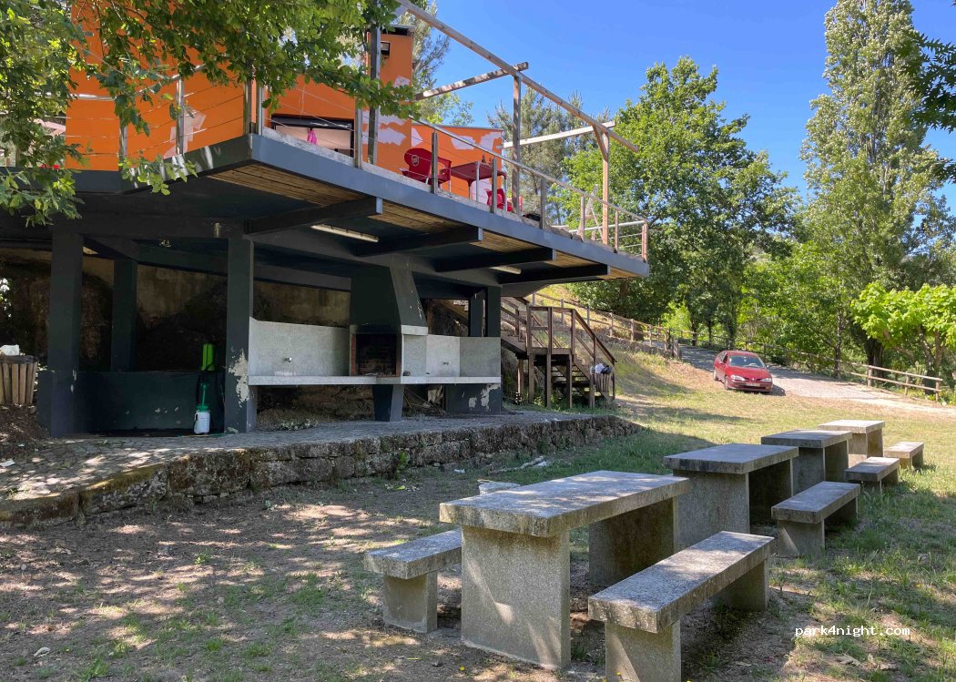 Ferreirós do Dão, 17 Rua Nova thumbnail 2