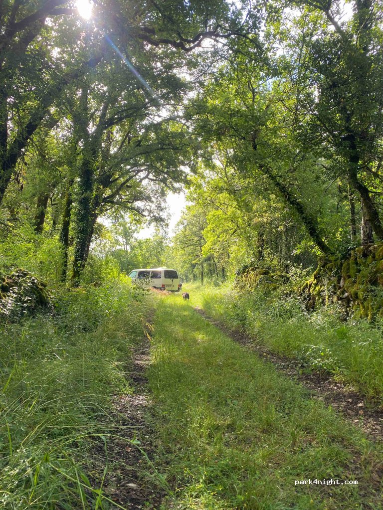 Montfaucon - Unnamed Road photo 2