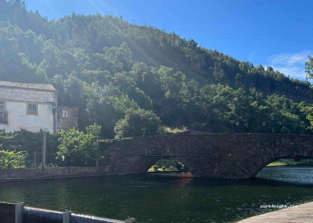 Alvares,  Largo Soito thumbnail 2