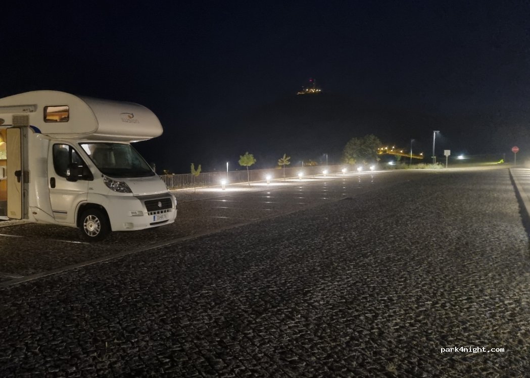 Figueira de Castelo Rodrigo,  N221 thumbnail 3