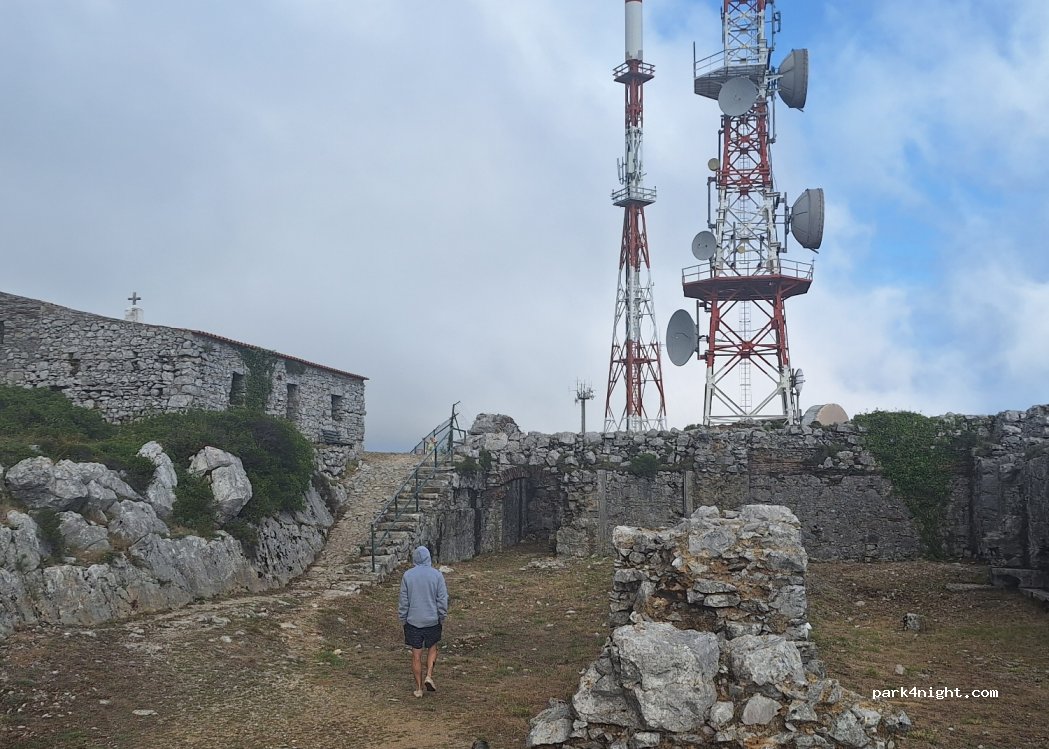 Cabanas de Torres,Unnamed Road