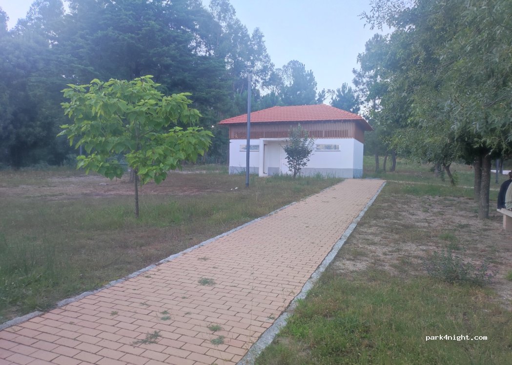 Tondela, 141 Rua Raposeiras thumbnail 3