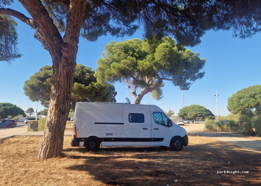 Punta Umbría, 38 Avenida de la Marina thumbnail 3