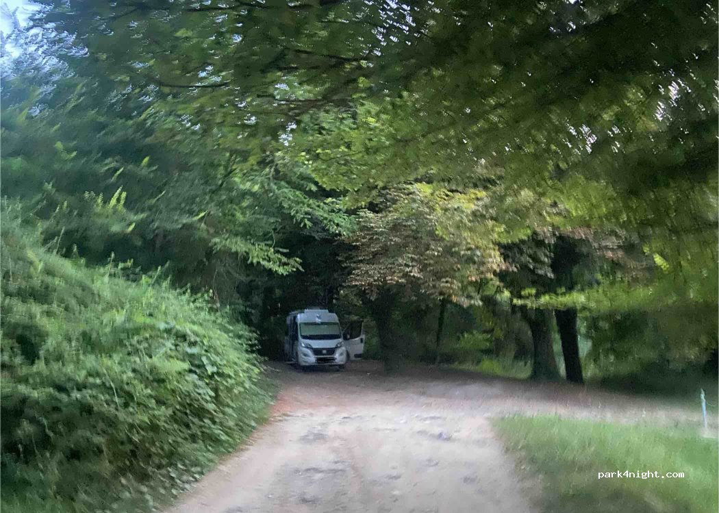 Dobrinj - Unnamed Road photo 4