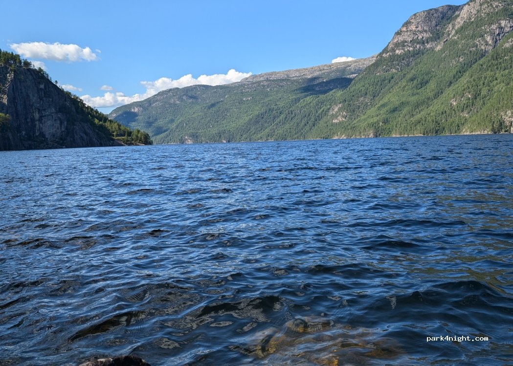 - 860 Fjågesundvegen photo 3