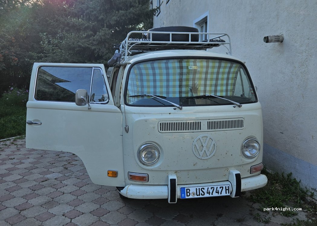 (020000) Nomad 4x4 Inn. photo 3